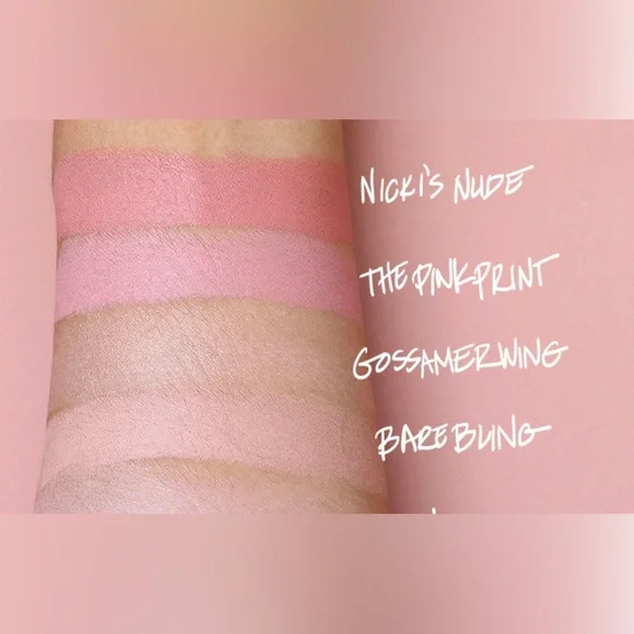 MAC Amplified Creme Lipstick - Picture 2 of 6